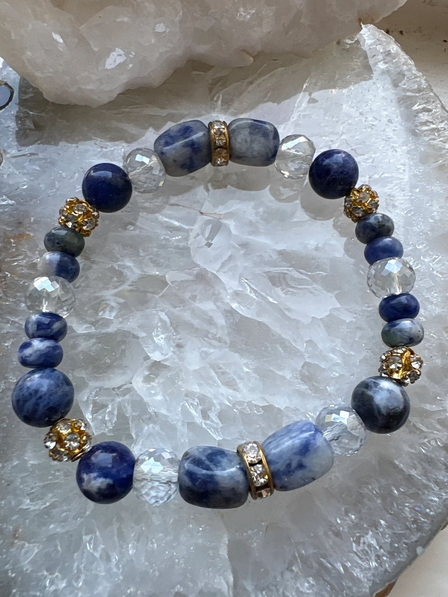 Sodalite Crystal Bracelet – Mental Clarity • Calm Focus • Truthful Expression