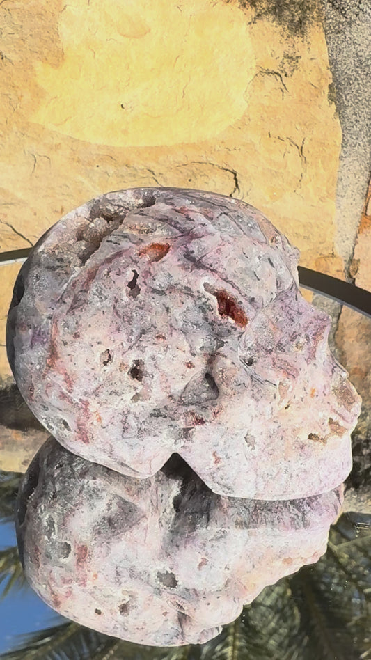 Chalcedony Agate Druzy Skull – Quiet Focus • Inner Balance • Soft Power